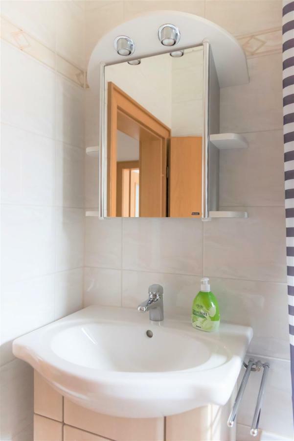 Grosszuegiges Nahe Frankfurt Apartment Rote Warte